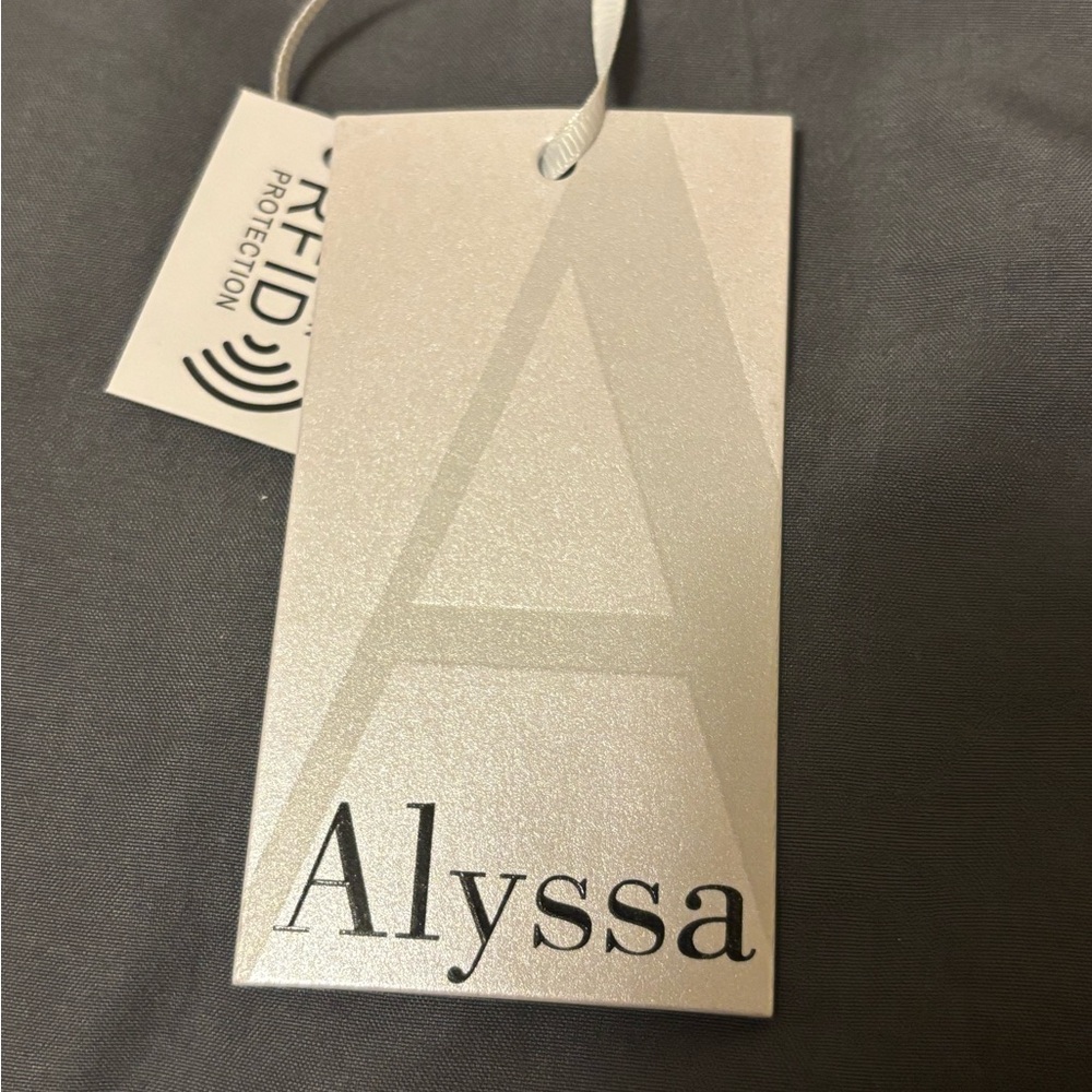 Alyssa Pink Wristlet Wallet - Picture 5 of 6